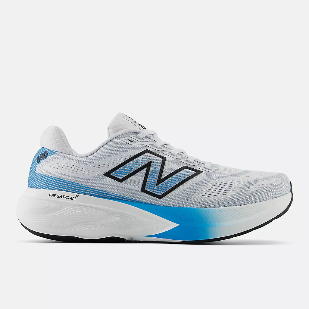 New Balance Men's 880v15