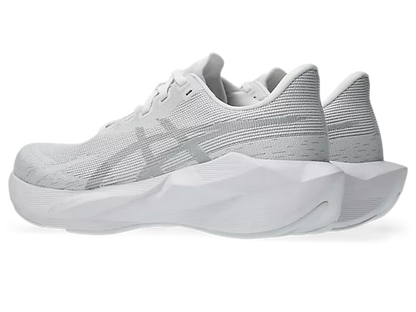Asics Women's Novablast 6