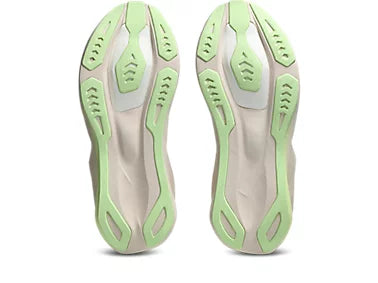 Asics Women's Novablast 6