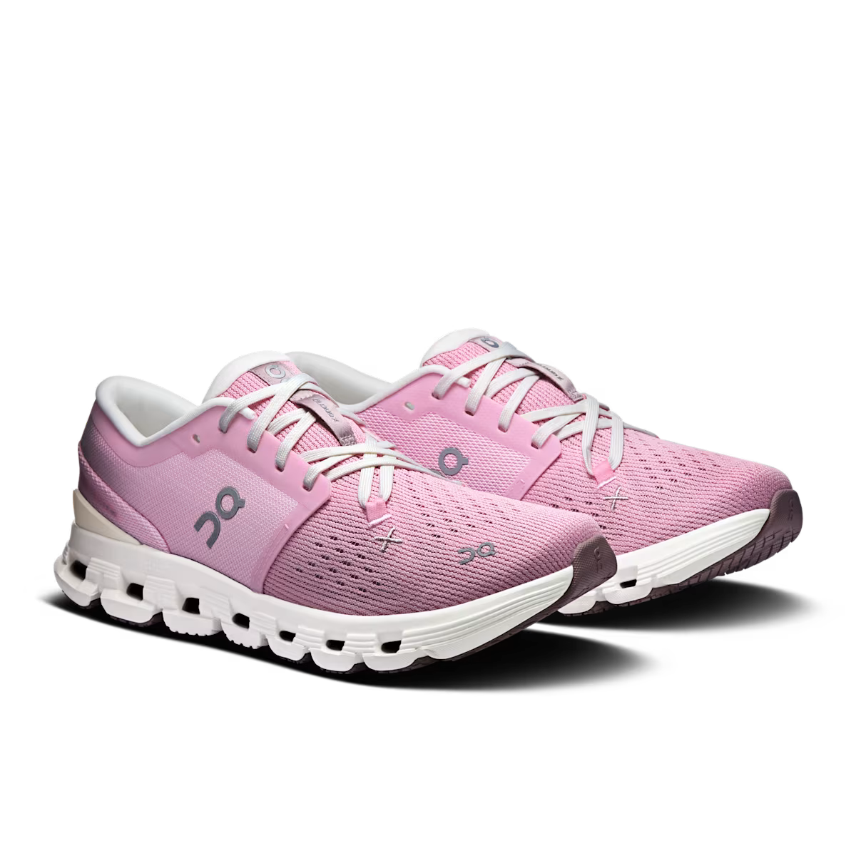 On Women's Cloud X 4
