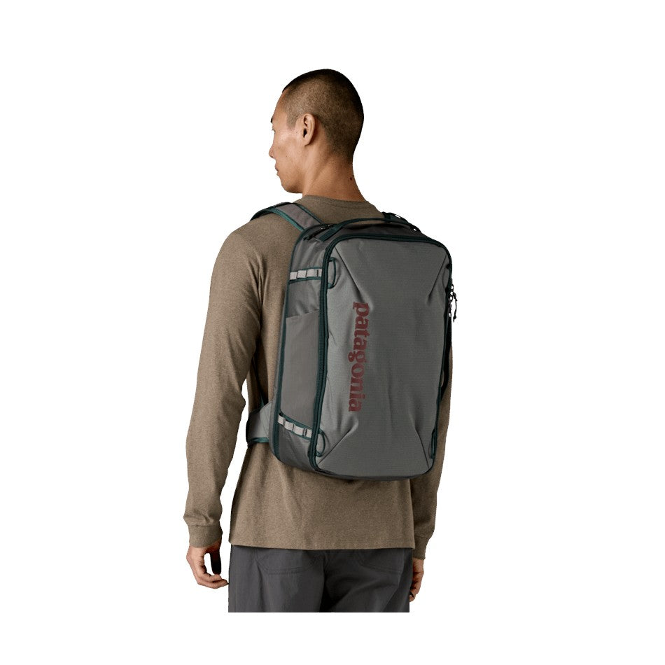 Patagonia  Black Hole Mini MLC