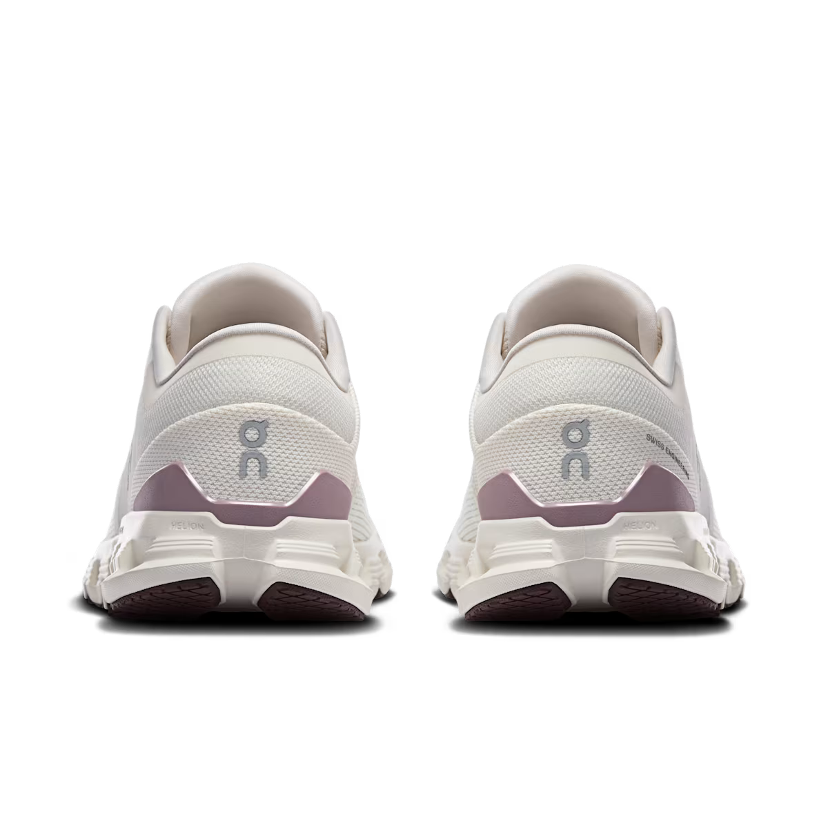 On Women's Cloud X 4