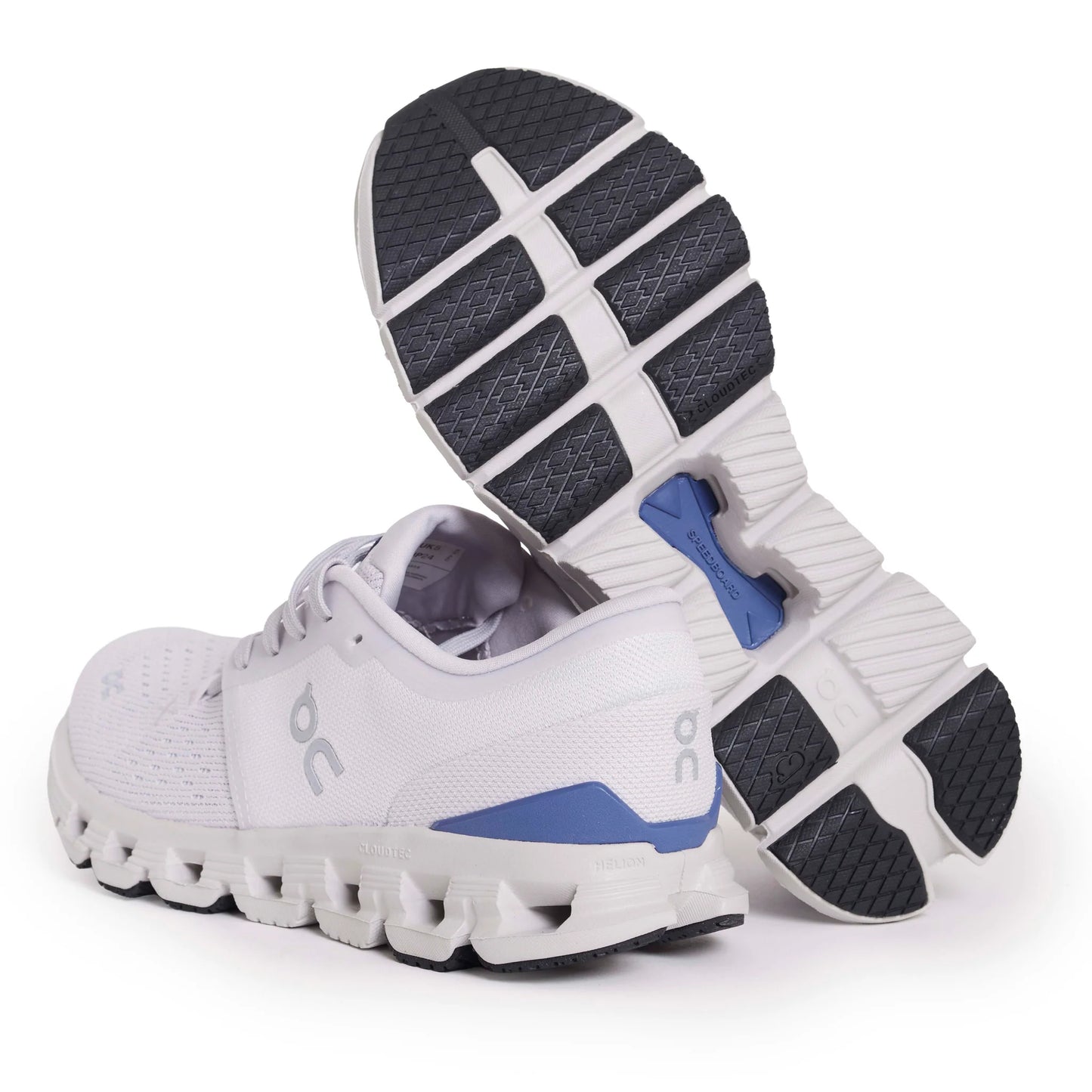 On Women's Cloud X 4