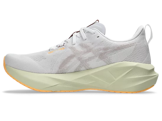 ASICS NOVABLAST 5