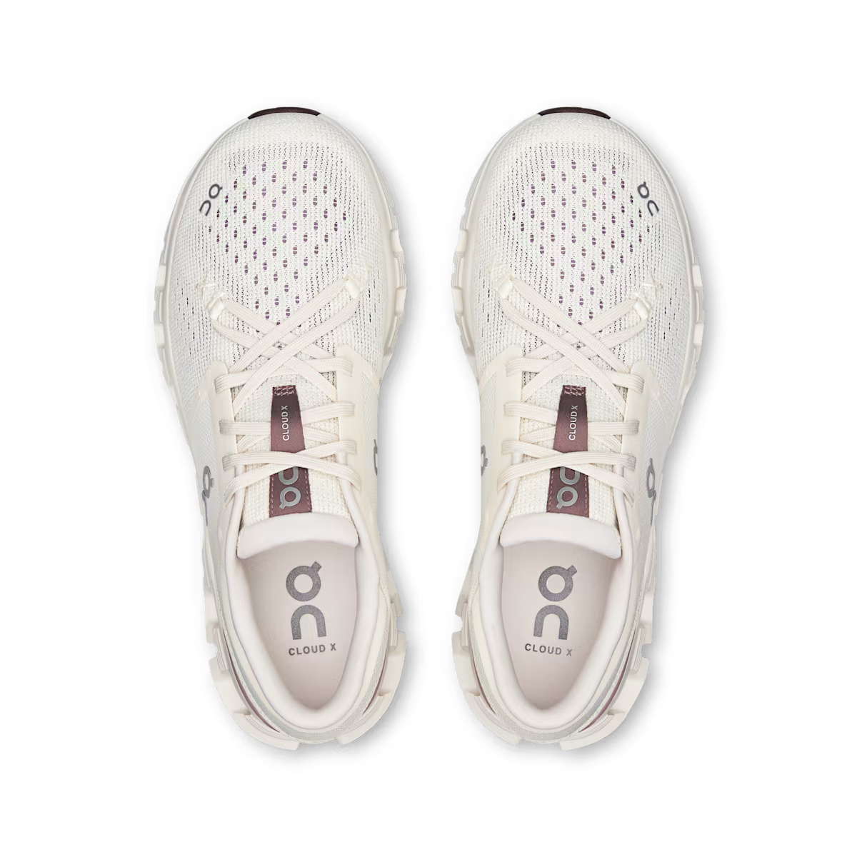 On Women's Cloud X 4