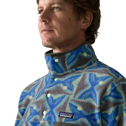 Patagonia Men's Lightweight Synchilla Snap-T Fleece Pullover - detail view