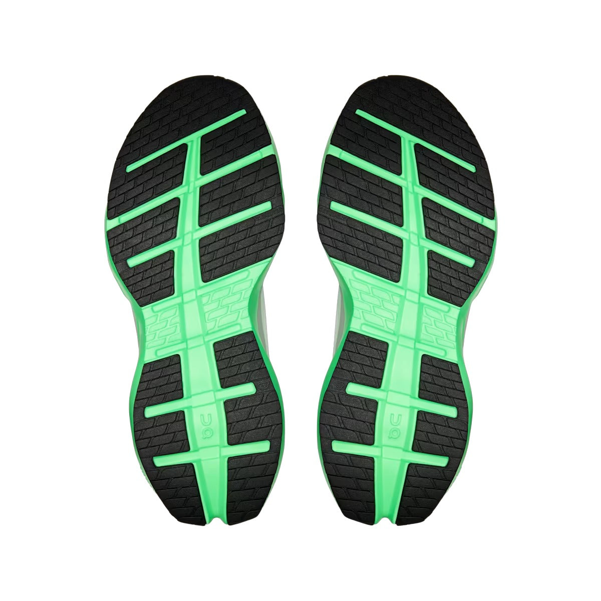 On Men's Cloudrunner 3 Max - detail view