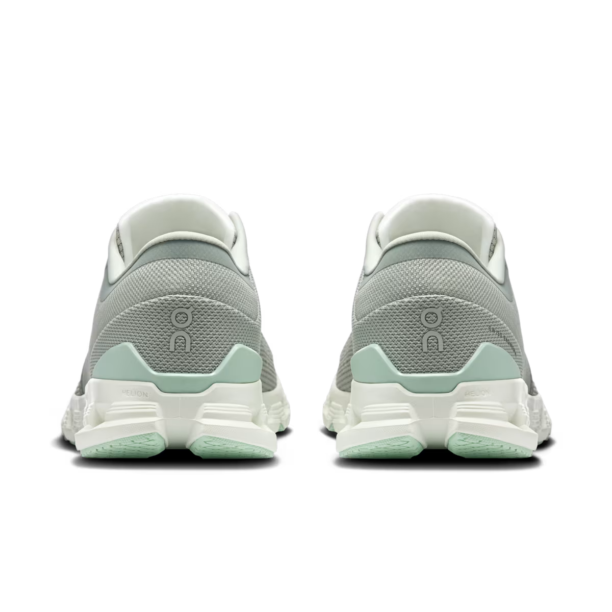 On Women's Cloud X 4