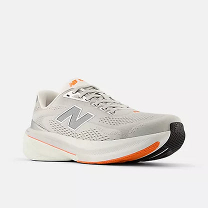 New Balance Men's 860V15
