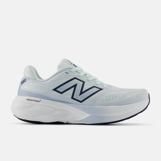 New Balance Women's 880 15