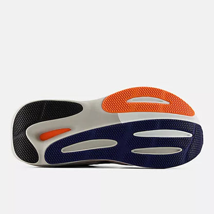 New Balance Women's 860 V15