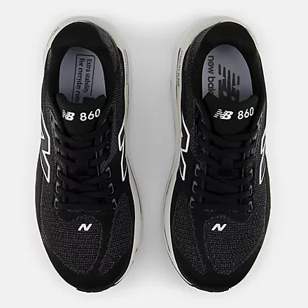 New Balance Women's 860 V15