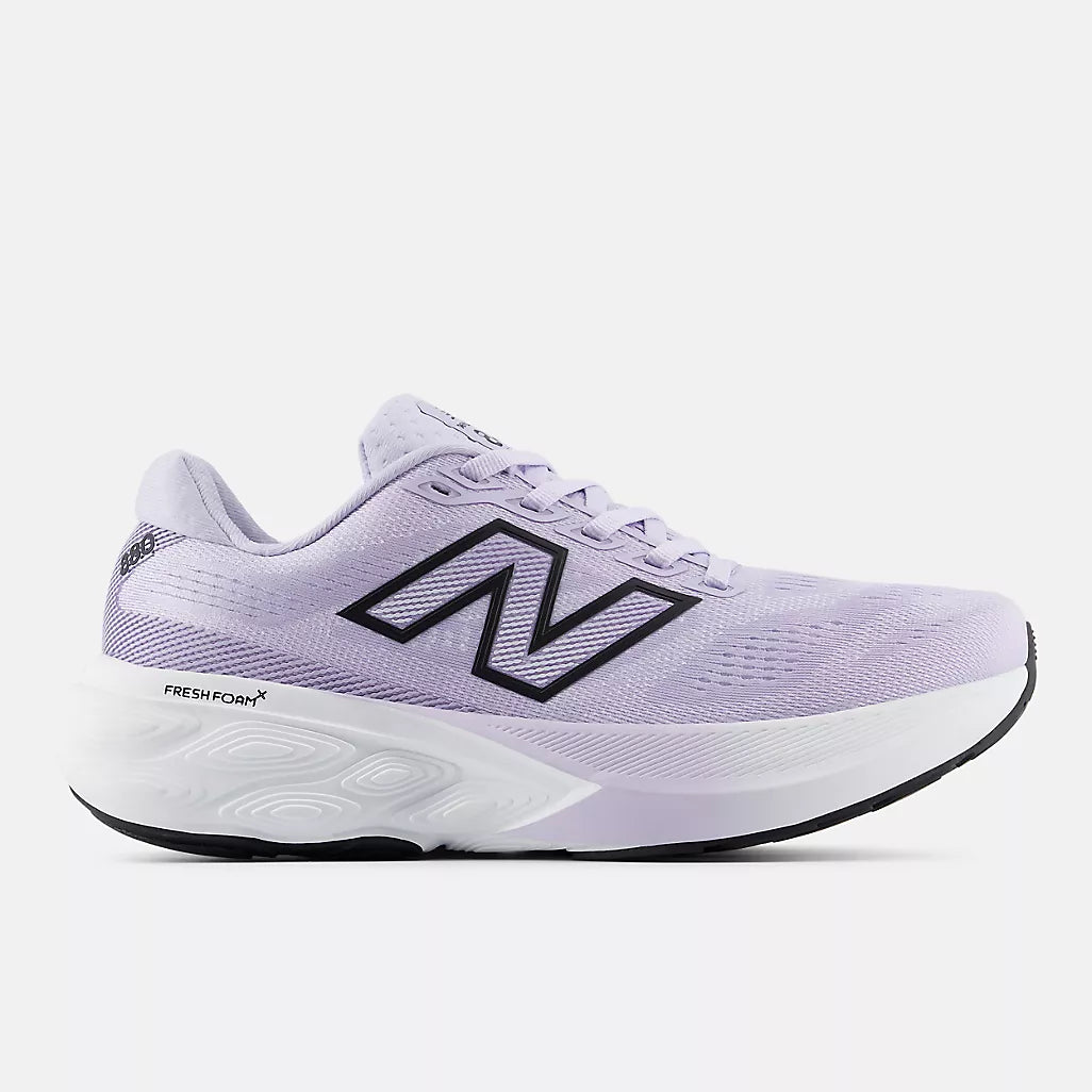 New Balance Women's 880 15